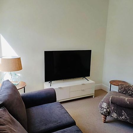 Stylish 1 Bedroom Flat In Heart Of Cowes Cowes  Extérieur photo