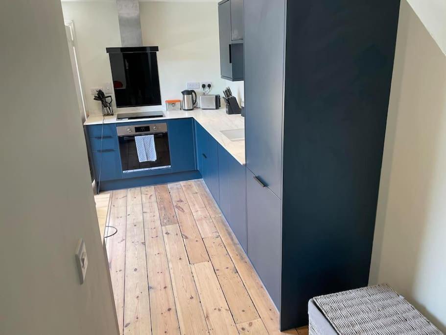 Stylish 1 Bedroom Flat In Heart Of Cowes Cowes  Extérieur photo