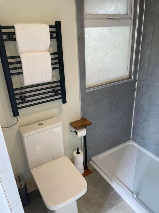 Stylish 1 Bedroom Flat In Heart Of Cowes Cowes  Extérieur photo